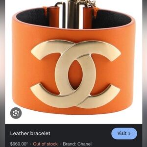 Chanel bracelet orange leather or lambs skin.